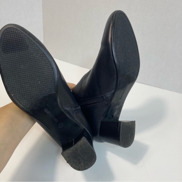 Bandolino Masie Block Heel Leather Ankle Boots Buckle Detail Fall Booties 9.5 - Picture 12 of 13